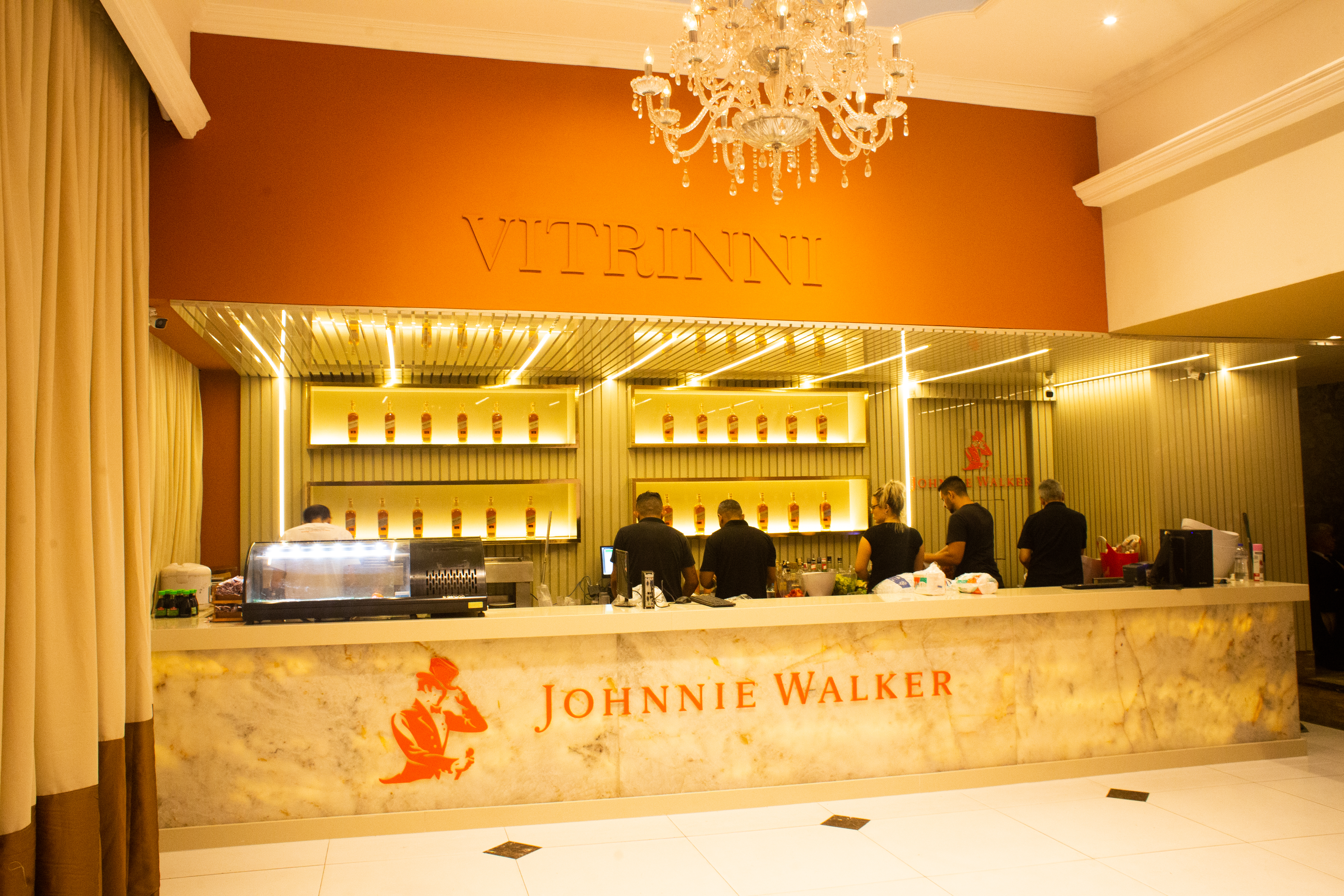 Vitrinni Lounge Beer - Galeria 03